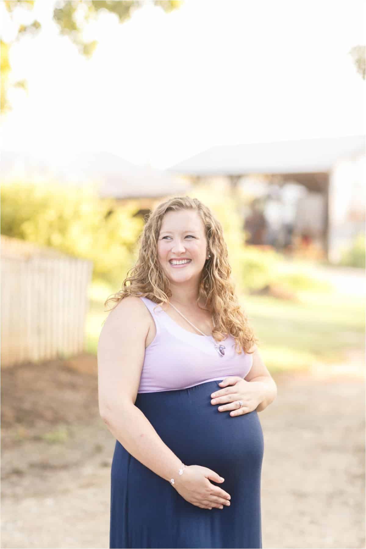 fun and sunny rustic maternity photos