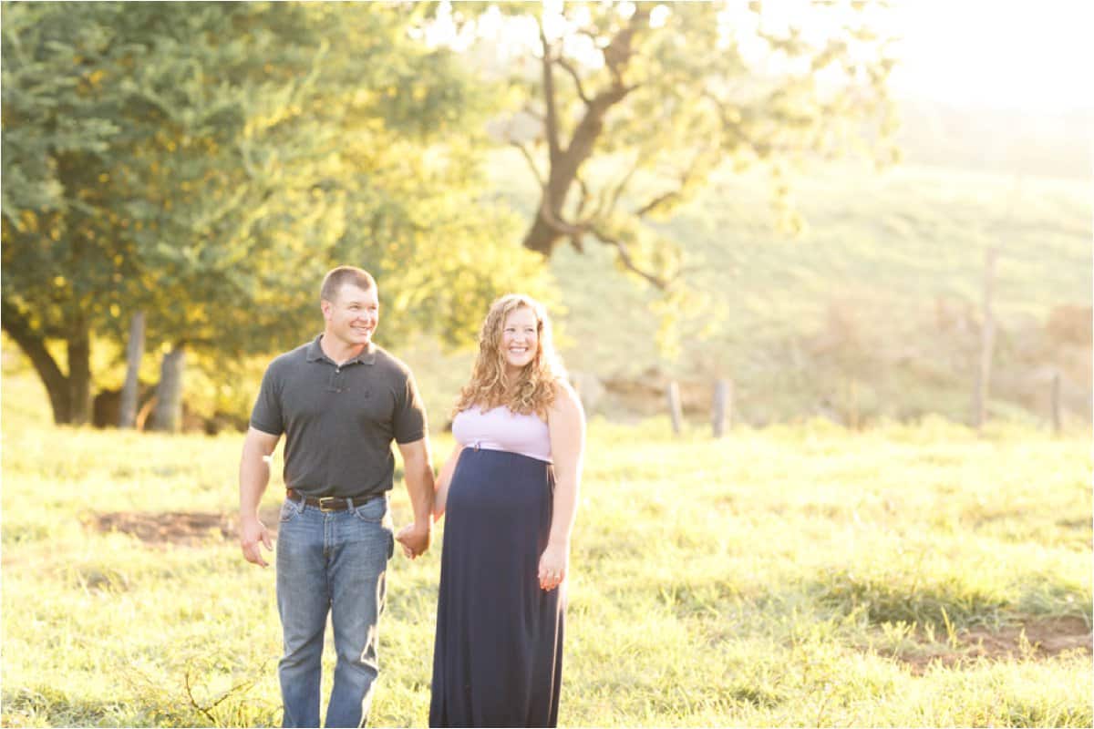 fun and sunny rustic maternity photos