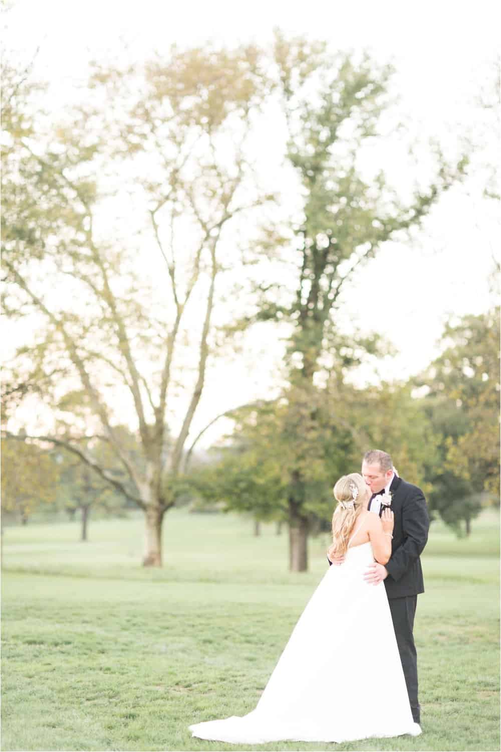 roanoke country club wedding photos