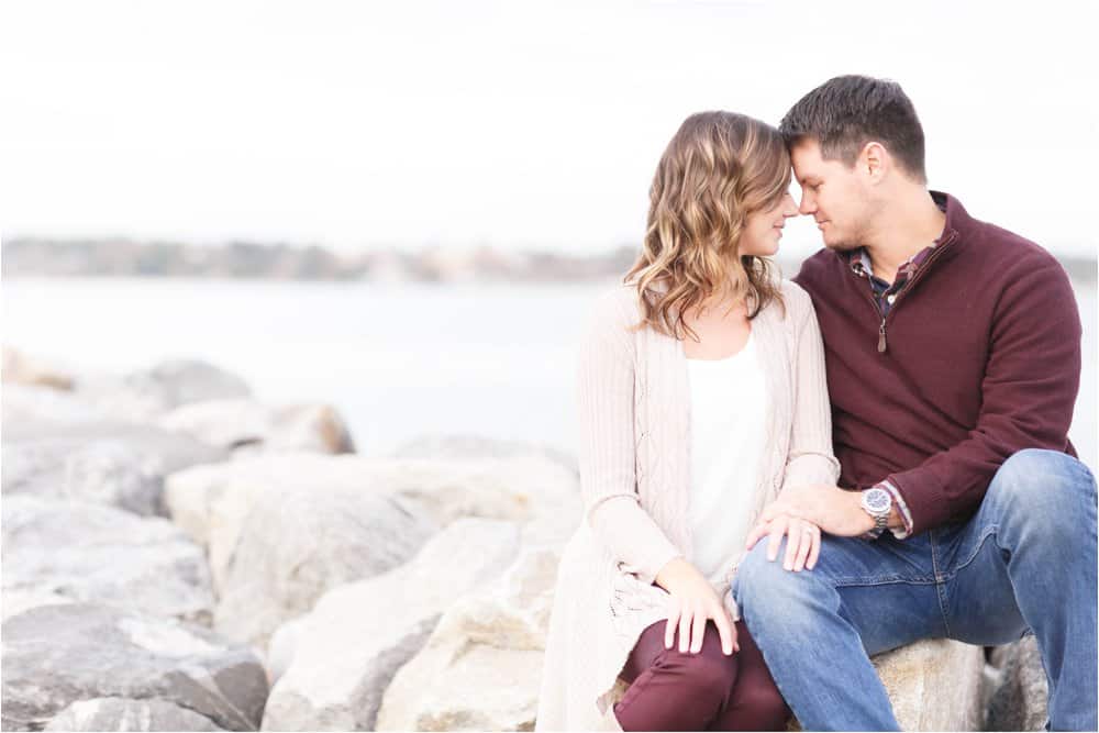 yorktown beach engagement photos