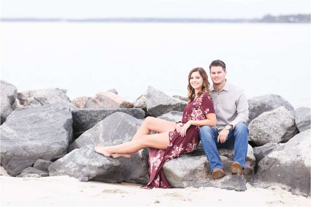 yorktown beach engagement photos