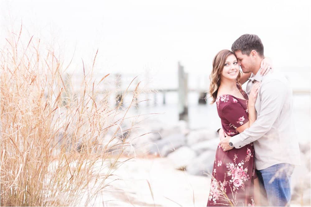 yorktown beach engagement photos