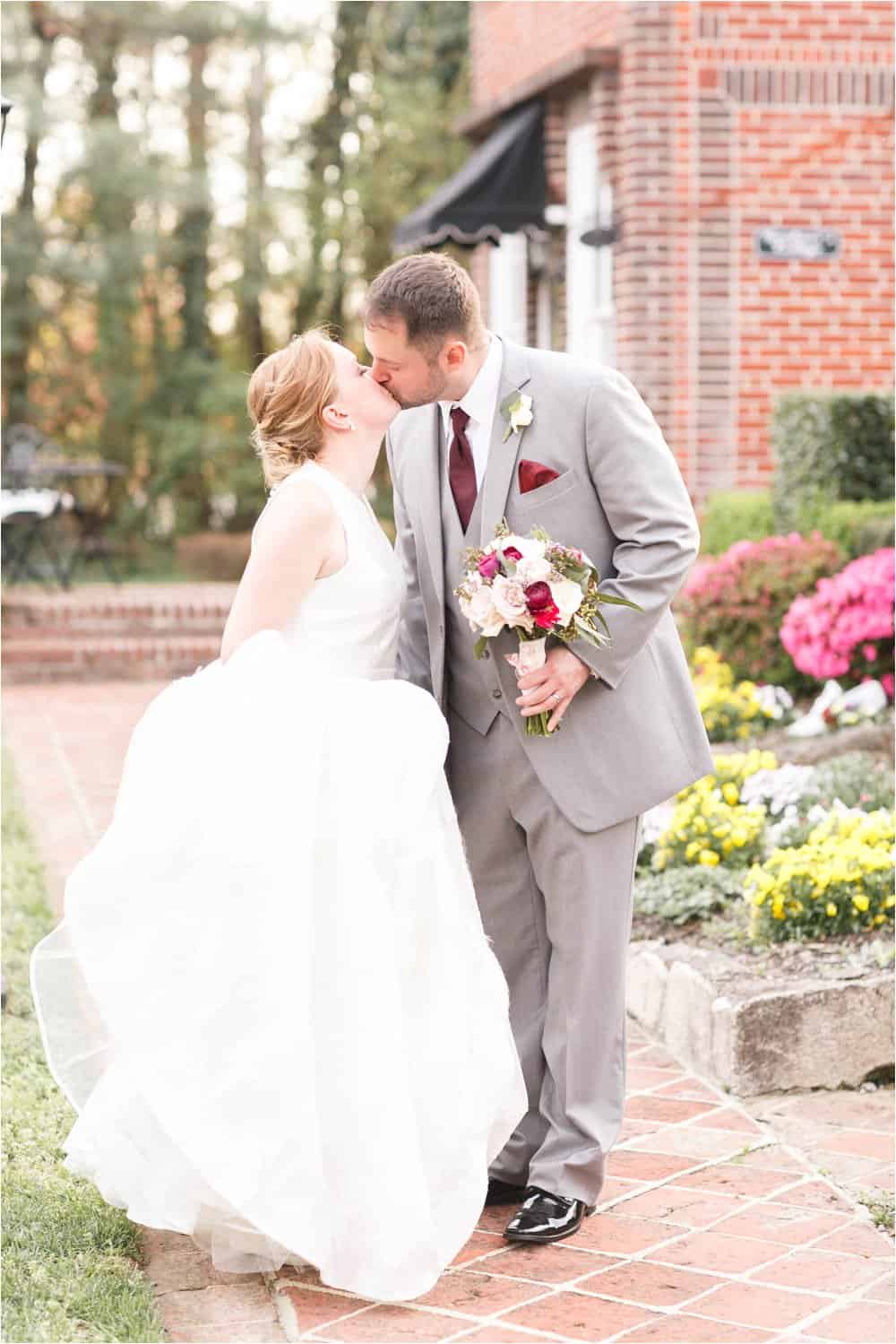 historic mankin mansion wedding photos