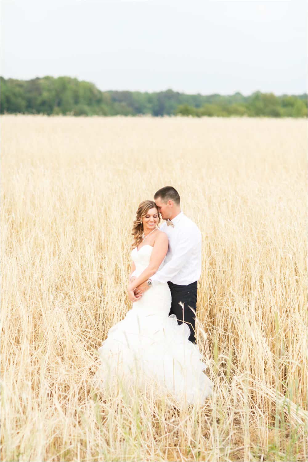 barns at timberneck wedding photos