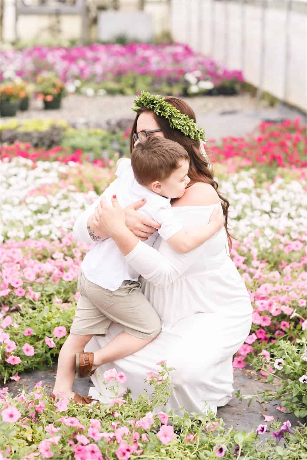 motherhood portraits greenhouse photos