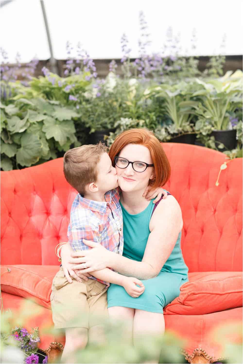 motherhood portraits greenhouse photos