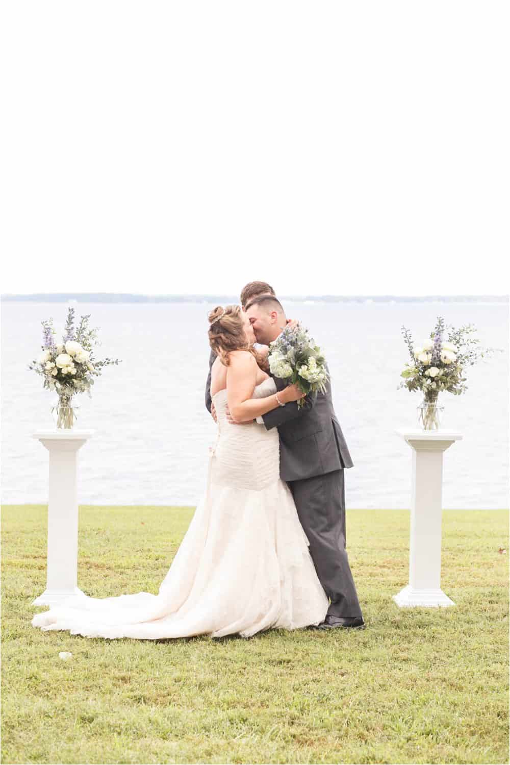 tappahannock virginia riverside wedding