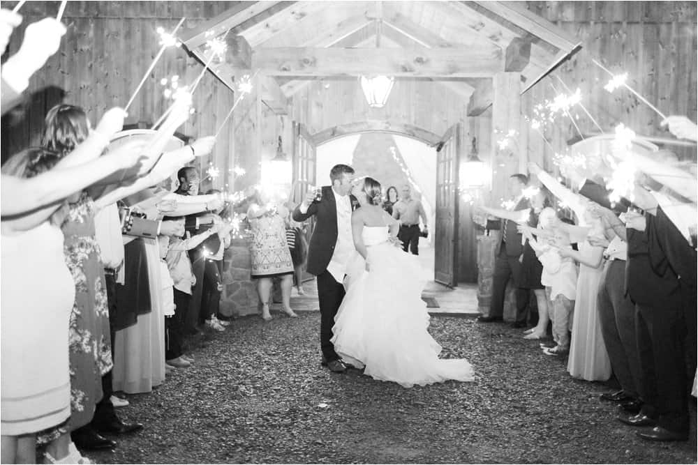 the barn at timber creek farmville virginia wedding photos