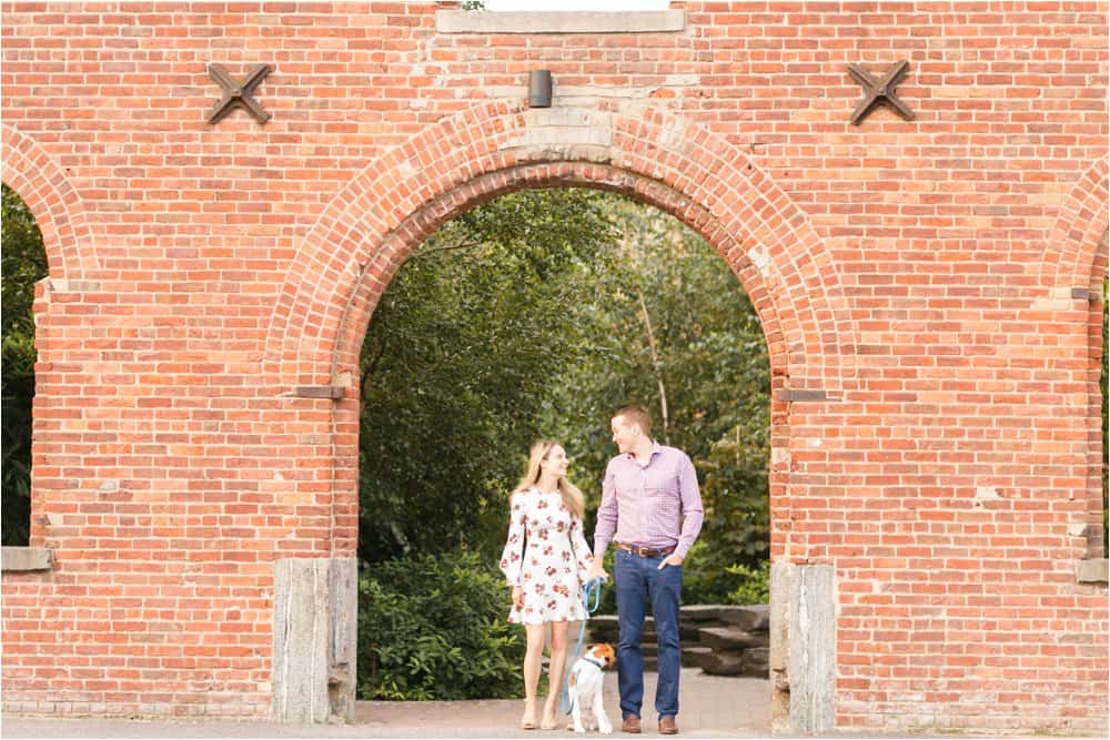 brooklyn dumbo new york city engagement photos