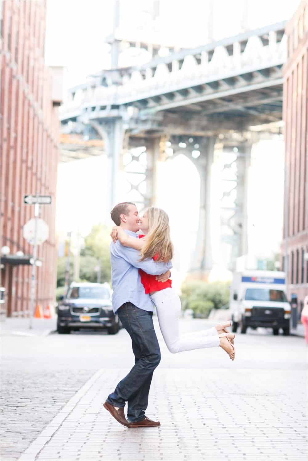 brooklyn dumbo new york city engagement photos