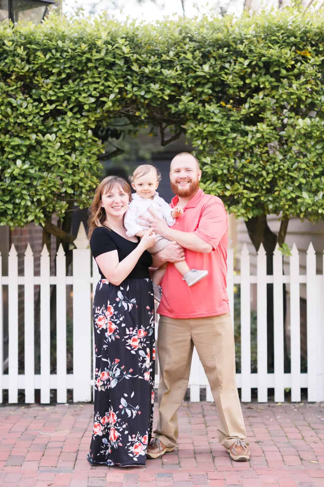 colonial williamsburg virginia engagement photos