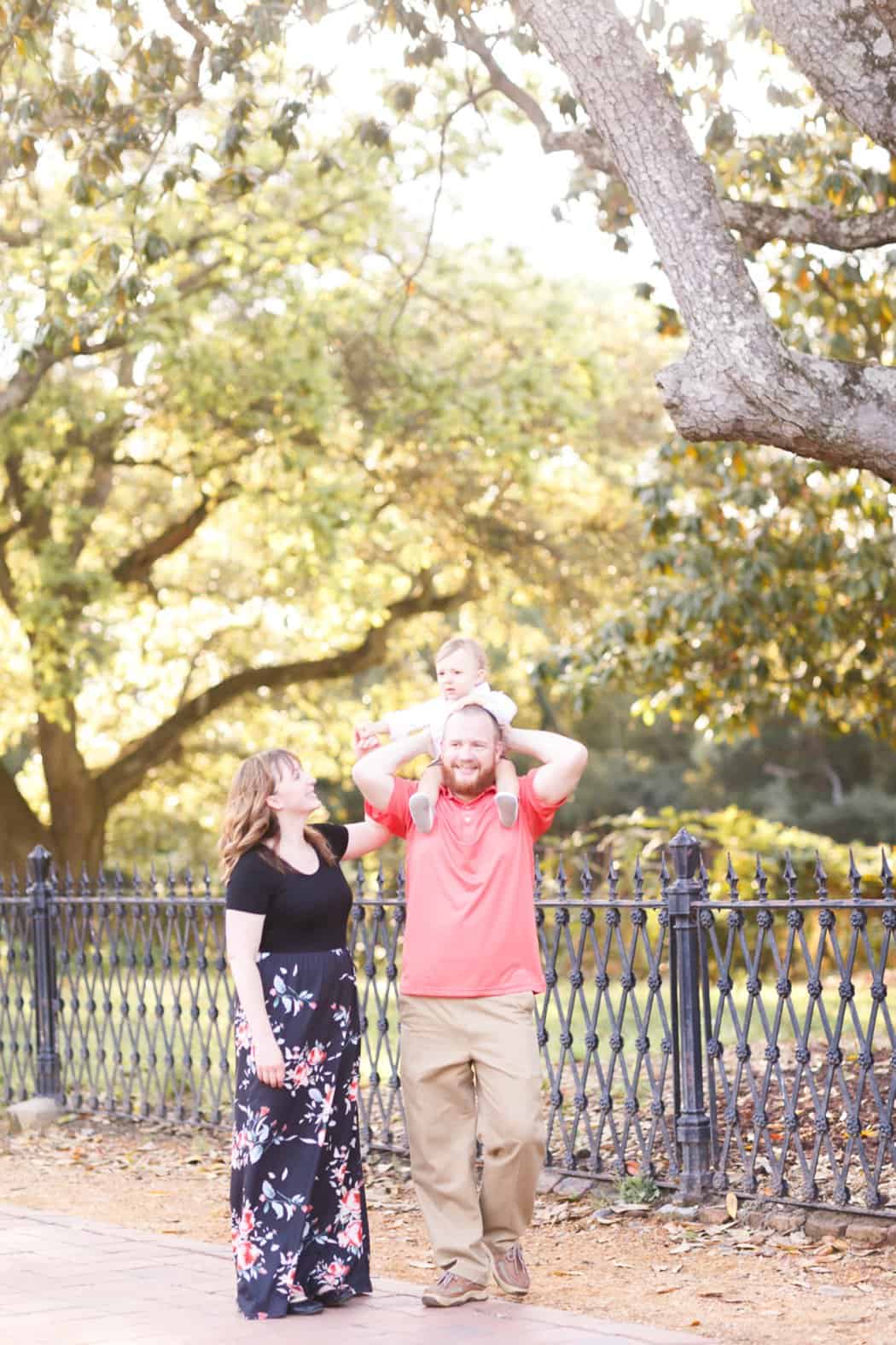 colonial williamsburg virginia engagement photos