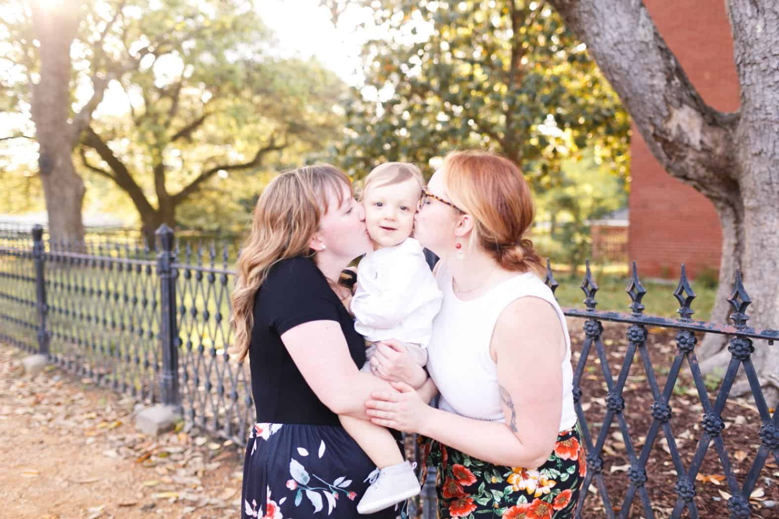 colonial williamsburg virginia engagement photos